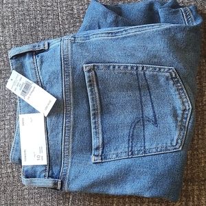 American Eagle Tomgirl Jeans